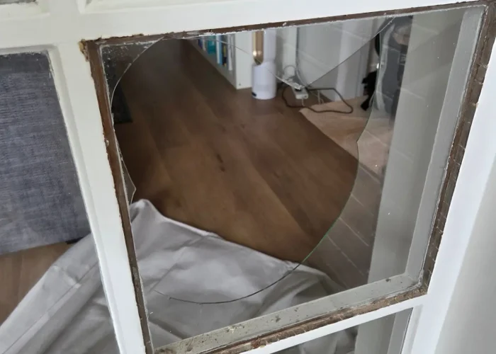 broken glass window urgent replacement required